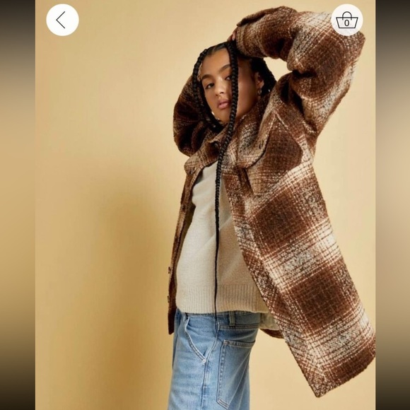 Garage Shacket - Picture 3 of 4